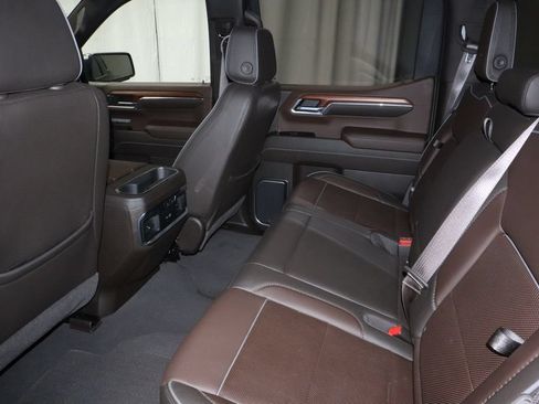 Used 2022 GMC Sierra 1500 Denali w/ Technology Package AWD/4WD image 22