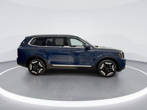 New 2025 Kia Telluride EX image 8