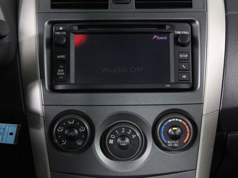 Used 2013 Toyota Corolla S image 7