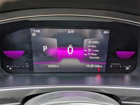 Used 2022 Volkswagen Tiguan SE R-Line image 28