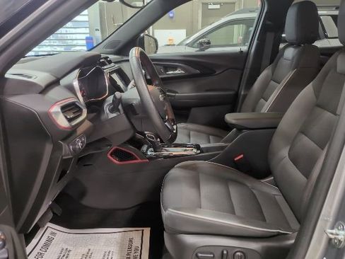 Used 2023 Chevrolet TrailBlazer RS w/ Convenience Package AWD/4WD image 13
