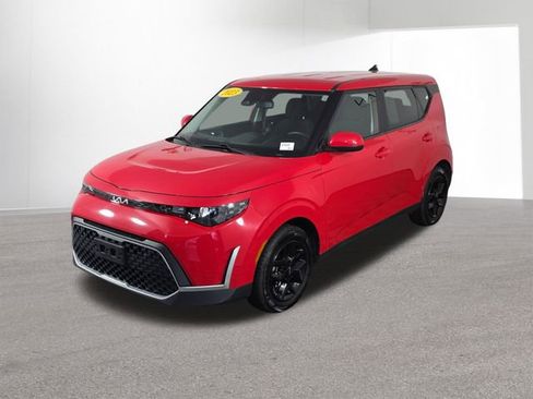 Used 2023 Kia Soul LX w/ LX Technology Package image 43