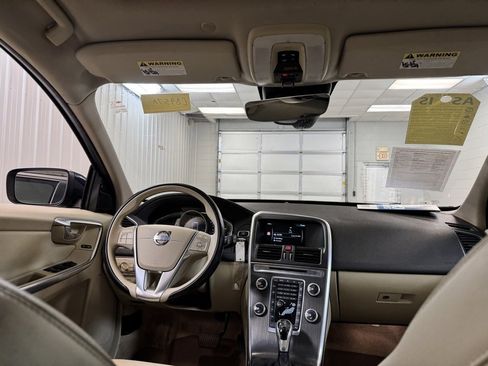 Used 2015 Volvo XC60 T5 Premier image 21
