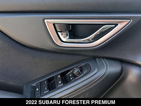 Used 2022 Subaru Forester Premium AWD/4WD image 24