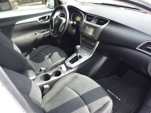 Used 2014 Nissan Sentra SR w/ SR Driver Package image 30