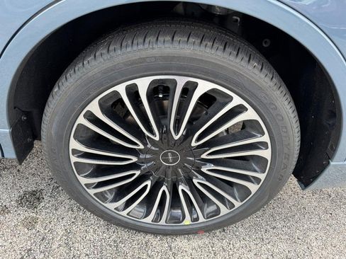 New 2025 Lincoln Aviator Black Label image 27