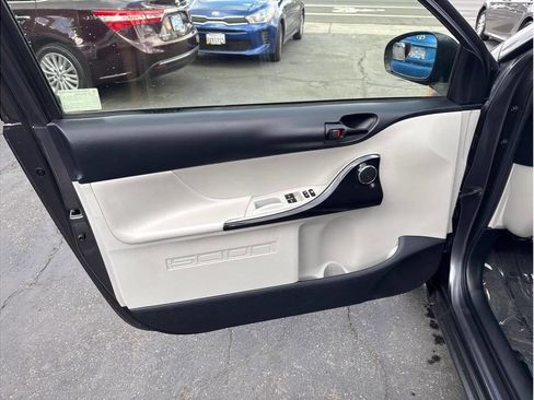 Used 2013 Scion iQ image 5