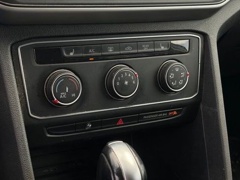 Used 2023 Volkswagen Atlas SE image 15