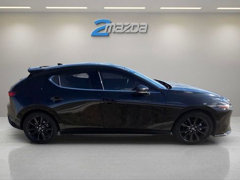 Used 2025 MAZDA MAZDA3 Hatchback w/Premium Plus Pkg image 6