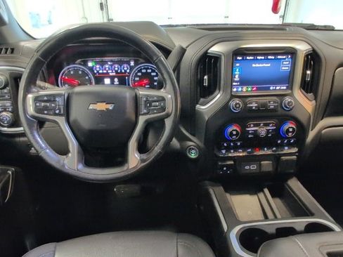 Used 2021 Chevrolet Silverado 2500 LTZ w/ LTZ Premium Package image 16