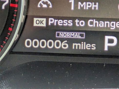 New 2026 Mitsubishi Outlander SE image 33