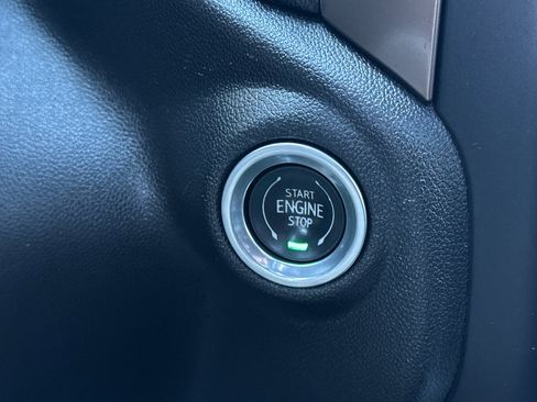 Used 2022 Chevrolet Silverado 1500 High Country w/ LPO, Dark Essentials Package image 30