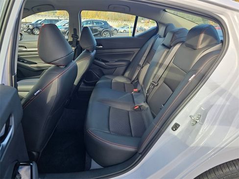 New 2025 Nissan Altima 2.5 SR image 20