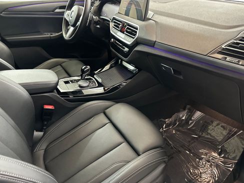 Used 2024 BMW X3 sDrive30i w/ M Sport Package RWD image 29