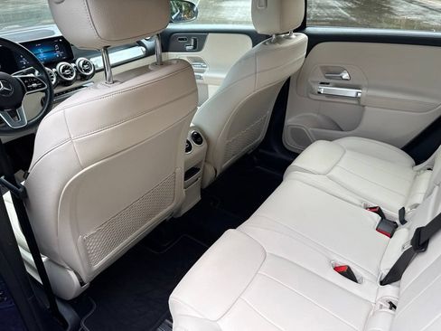 Used 2021 Mercedes-Benz GLB 250 image 15