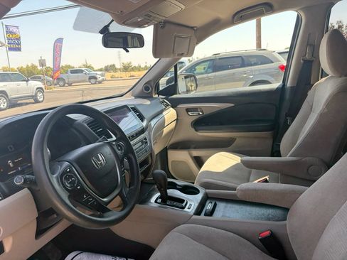 Used 2016 Honda Pilot EX image 11