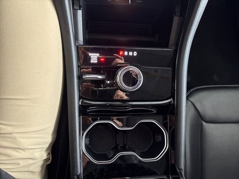 Used 2023 Jeep Grand Cherokee Limited image 17