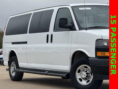 Used 2023 Chevrolet Express 3500 LS image 3