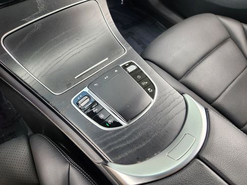 Certified 2021 Mercedes-Benz GLC 300 image 20