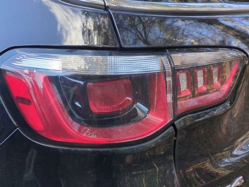 Used 2020 Jeep Compass Limited image 9