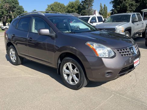 Used 2008 Nissan Rogue SL w/ Moonroof Pkg image 1