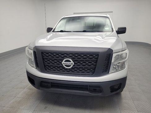Used 2017 Nissan Titan S image 15