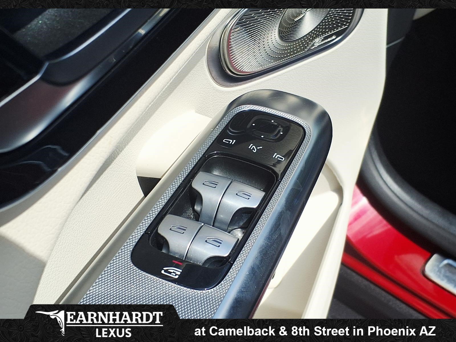 Used 2026 Mercedes-Benz GLC 300 image 8