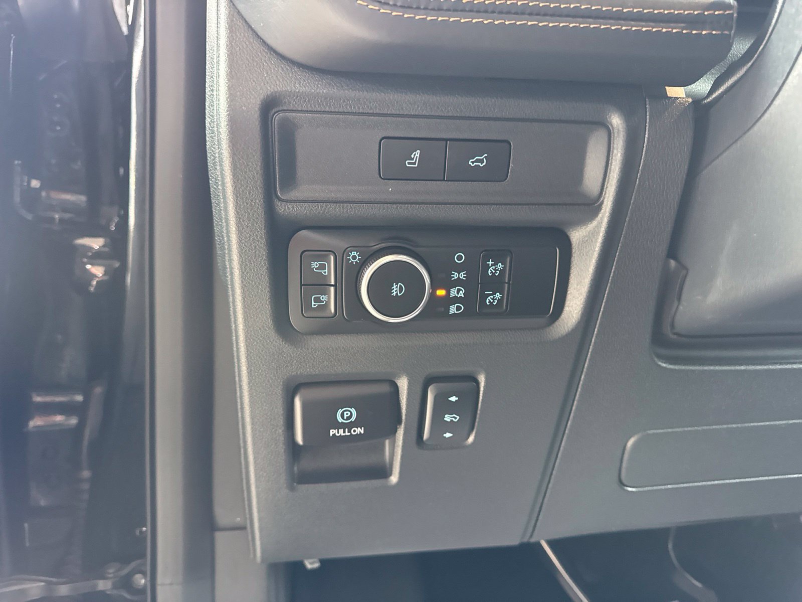 Certified 2024 Ford Expedition Platinum AWD/4WD image 31