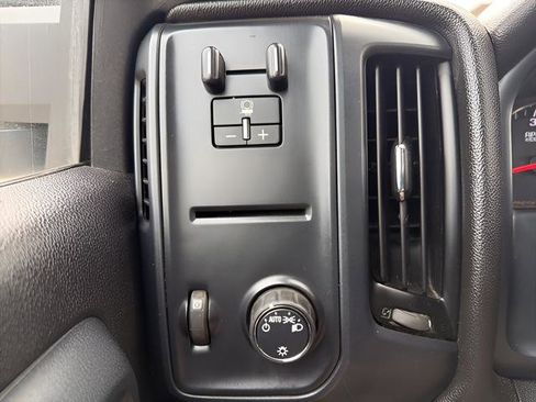 Used 2018 GMC Sierra 3500 4x4 Crew Cab w/ Sierra Convenience Package image 20