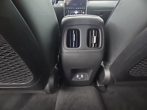 Used 2024 Hyundai Tucson Limited image 30