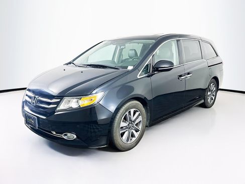 Used 2016 Honda Odyssey Touring image 3