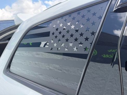 Used 2015 Jeep Grand Cherokee Overland image 18