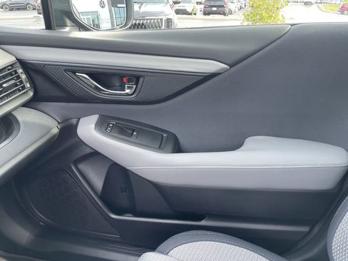 Certified 2025 Subaru Outback Premium w/ Popular Package #1A AWD/4WD image 23