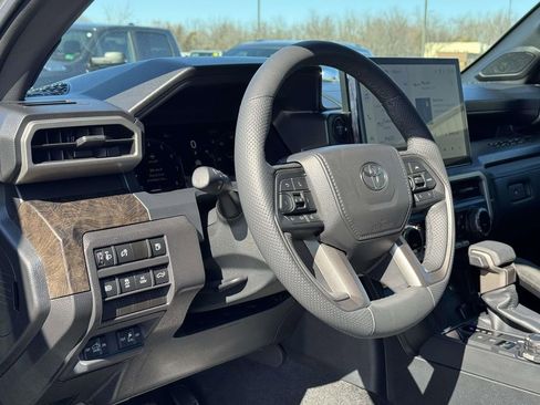 Used 2025 Toyota Tacoma Limited image 2