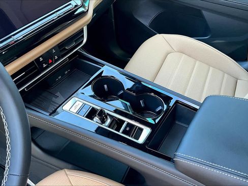 New 2026 Volkswagen Atlas Cross Sport SEL image 7