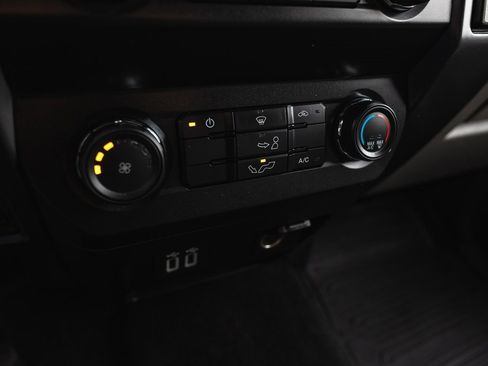 Used 2019 Ford F150 XLT w/ Trailer Tow Package image 19