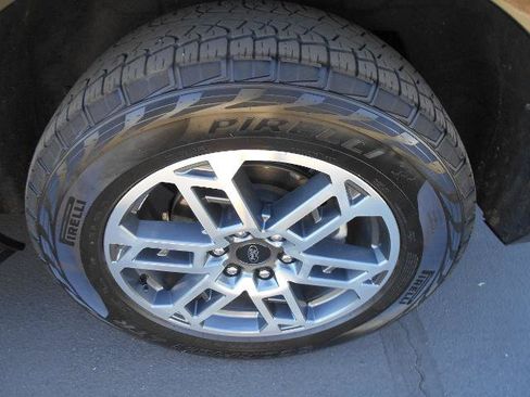 Certified 2025 Ford Expedition Active AWD/4WD image 14