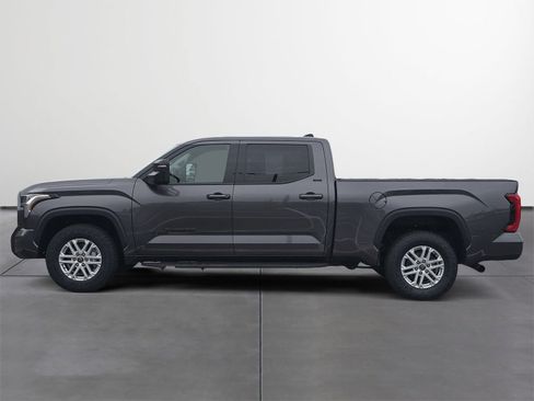 Used 2023 Toyota Tundra SR5 image 3