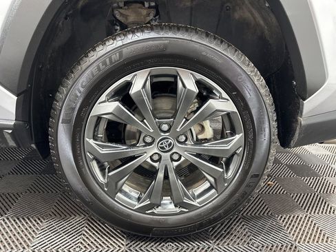 Used 2023 Toyota RAV4 XLE Premium image 34