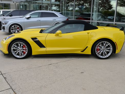 Used 2017 Chevrolet Corvette Z06 image 8