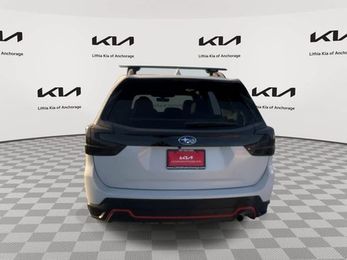 Used 2022 Subaru Forester Sport image 8