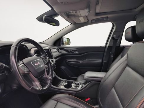 Used 2021 GMC Acadia AT4 w/ Technology Package AWD/4WD image 9