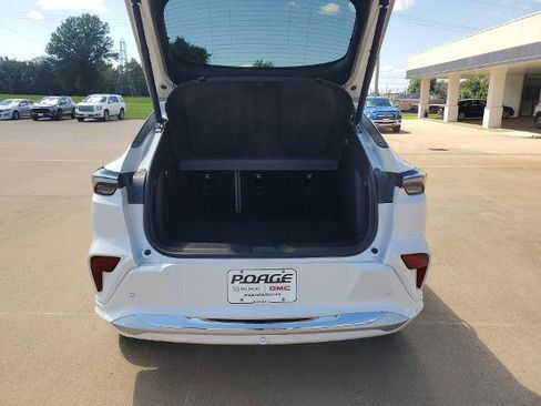 New 2025 Buick Envista Avenir image 32