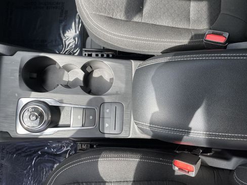 Used 2025 Ford Escape Active AWD/4WD image 29