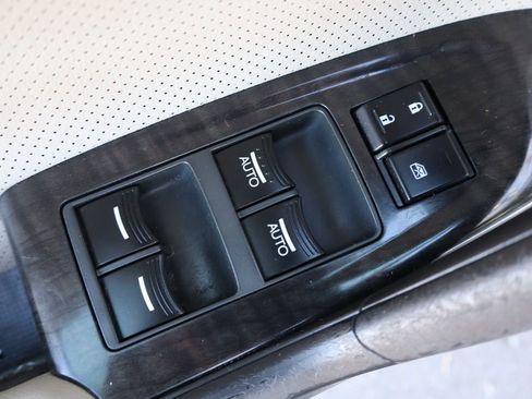 Used 2014 Acura TSX 2.4 image 27