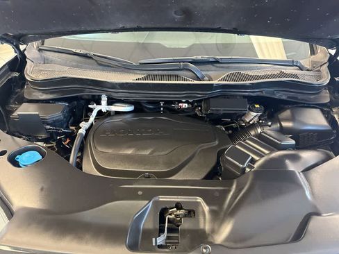 Certified 2023 Honda Passport TrailSport image 19