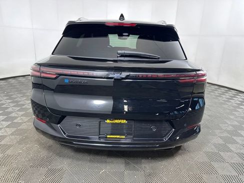 Used 2024 Chevrolet Equinox EV LT image 4