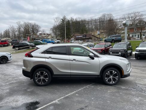Used 2022 Mitsubishi Eclipse Cross AWD image 4