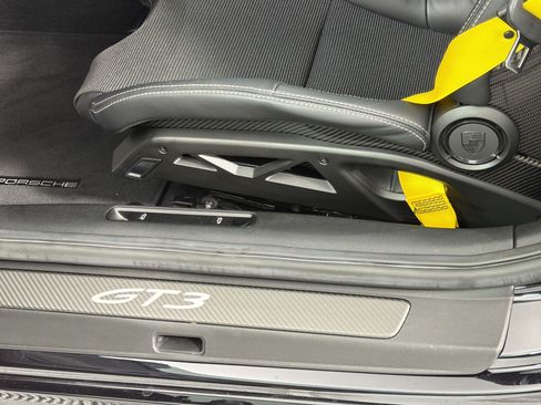 Certified 2026 Porsche 911 GT3 RWD image 16