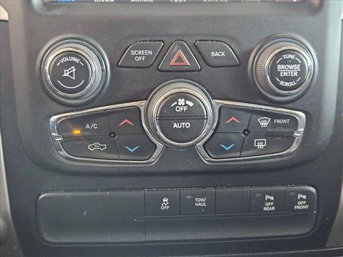 Used 2019 RAM 1500 Lone Star AWD/4WD image 23